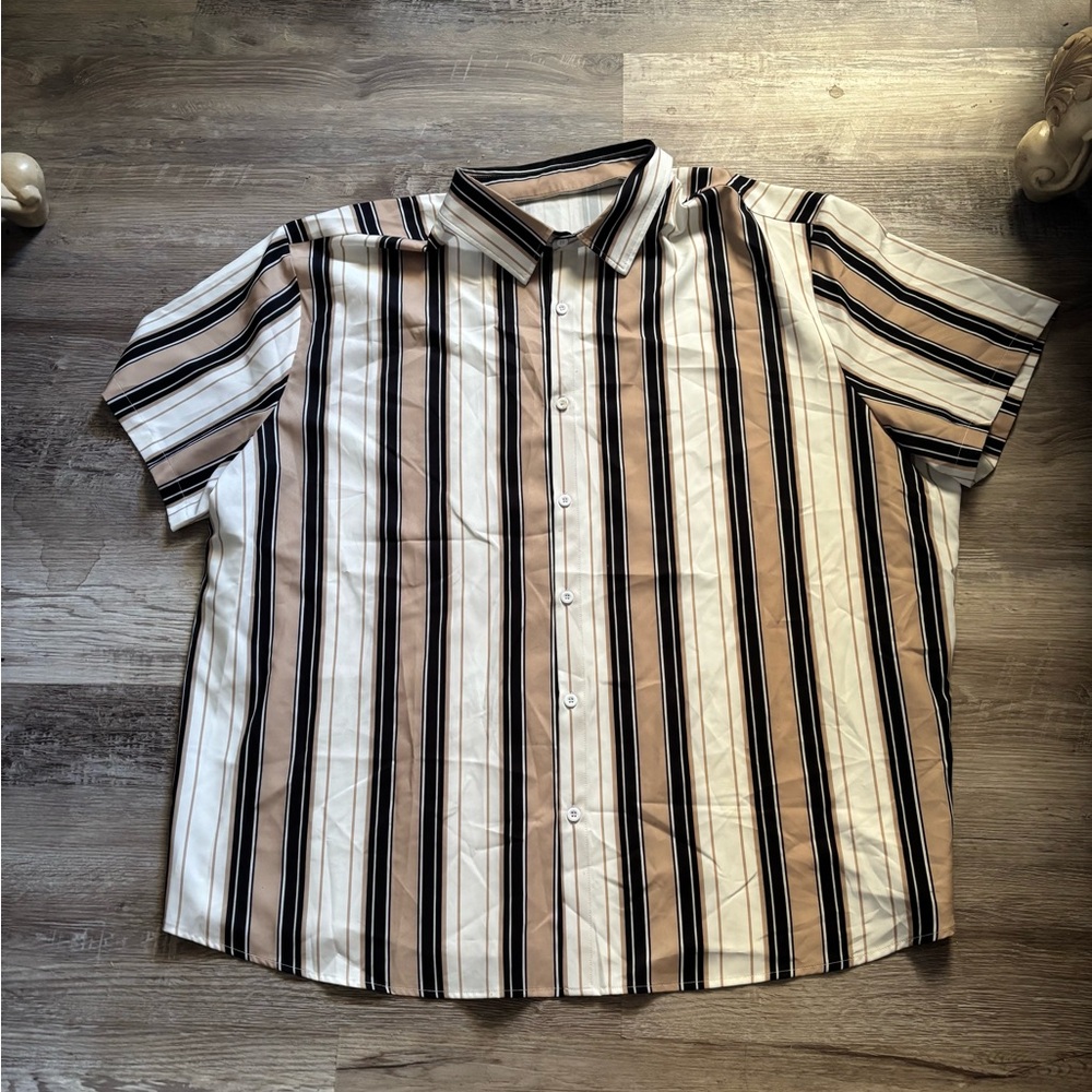 SHEIN Striped Button Up Short Sleeve Shirt